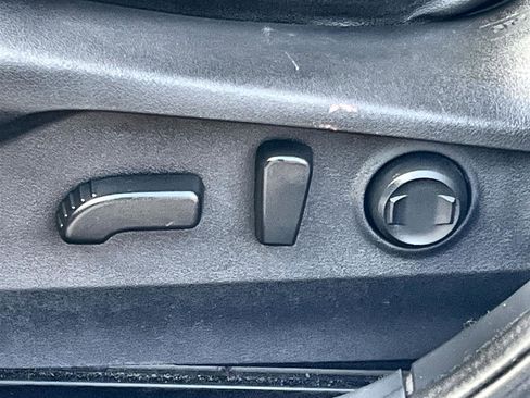 Used 2021 Subaru Outback Limited image 13