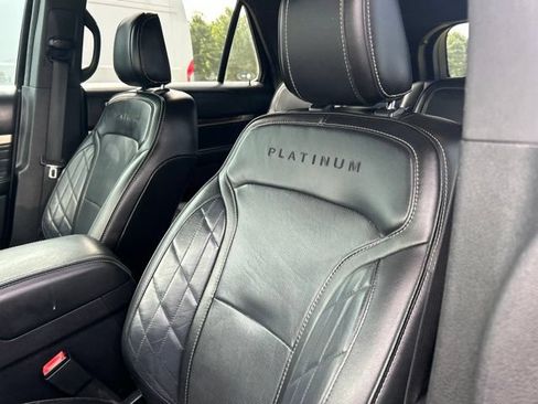 Used 2018 Ford Explorer Platinum AWD/4WD image 37