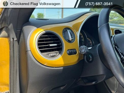 Used 2017 Volkswagen Beetle 1.8T Dune FWD image 16