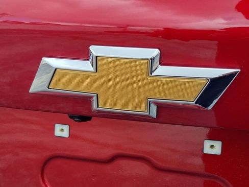 New 2026 Chevrolet Equinox LT w/ Convenience Package II FWD image 6