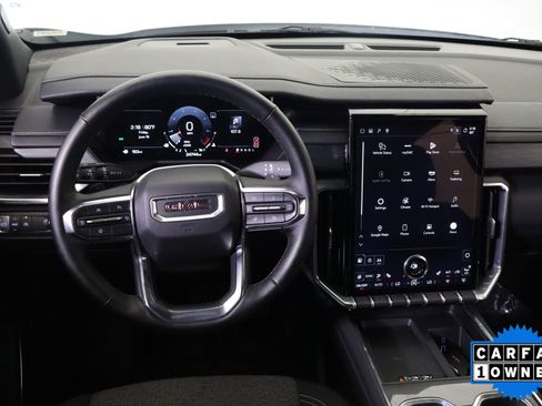 Used 2025 GMC Acadia Elevation FWD image 17