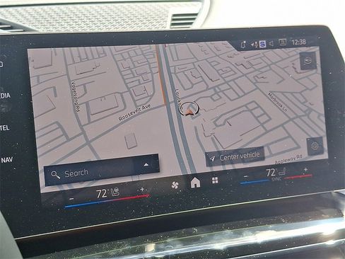 New 2026 BMW X2 xDrive28i w/ Technology Package image 3