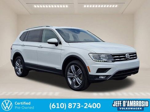Certified 2020 Volkswagen Tiguan SEL w/ 3rd Row Seat Package image 1