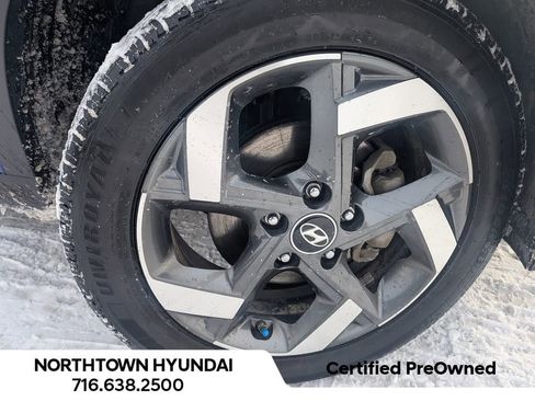 Certified 2023 Hyundai Venue Limited w/ Cargo Package image 42