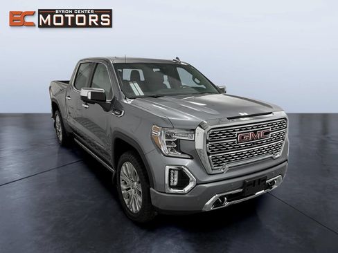 Used 2021 GMC Sierra 1500 Denali w/ Denali Ultimate Package AWD/4WD image 7