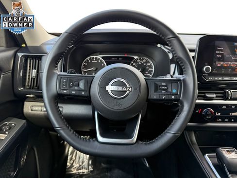 Certified 2025 Nissan Pathfinder SV AWD/4WD image 12