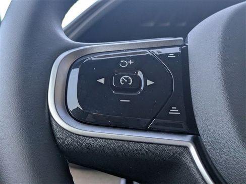 New 2026 Volvo XC90 T8 Plus w/ Protection Package Premier image 34