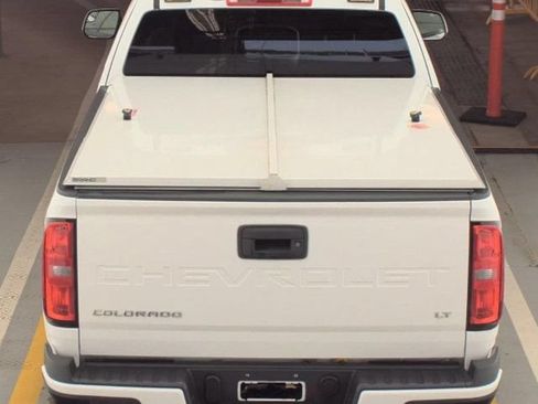 Used 2022 Chevrolet Colorado LT w/ Fleet Safety Package RWD image 2