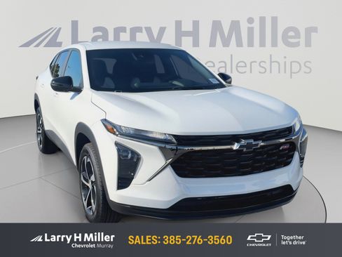 New 2026 Chevrolet Trax RS w/ Driver Confidence Package FWD image 1