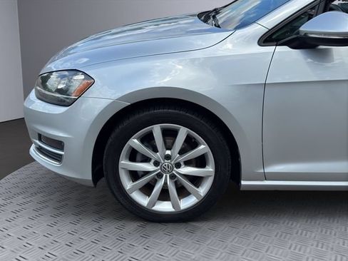Used 2016 Volkswagen Golf SE w/ Lighting Package FWD image 29