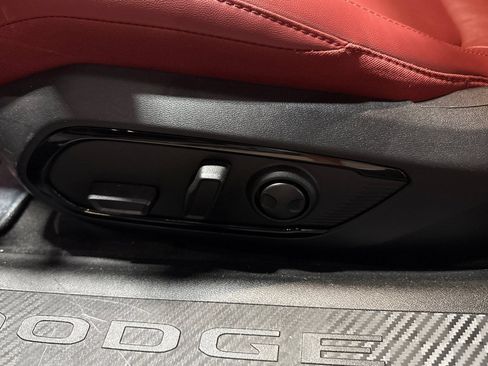 Used 2024 Dodge Charger Daytona R/T w/ Plus Group AWD/4WD image 15