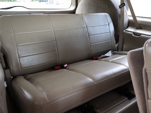 Used 2005 Ford Excursion Limited AWD/4WD image 22