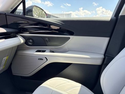 New 2026 Lincoln Nautilus Premier w/ Equipment Group 102A AWD/4WD image 21