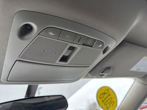 Used 2018 Nissan Murano SV image 15