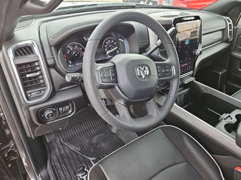 Used 2025 RAM 2500 Laramie image 14