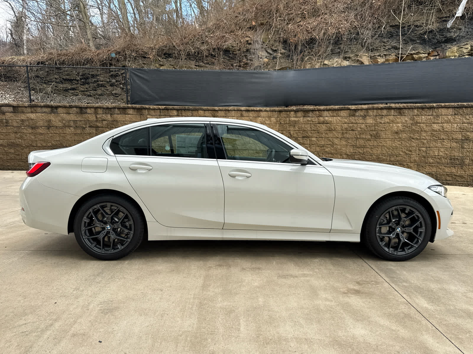 Used 2026 BMW 330i xDrive Sedan w/ Convenience Package AWD/4WD image 7