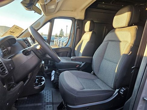 New 2026 RAM ProMaster 2500 image 14
