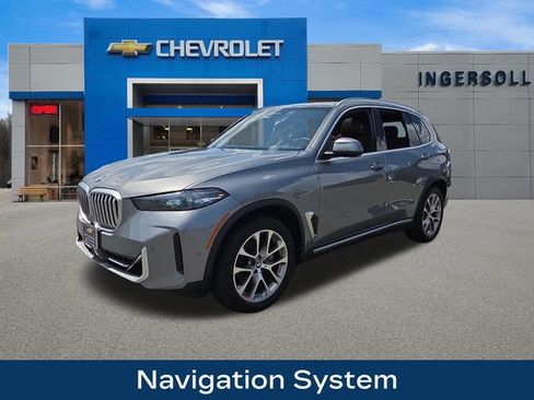 Used 2024 BMW X5 xDrive40i AWD/4WD image 3