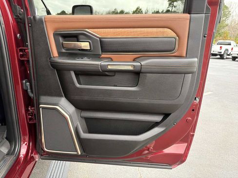 Used 2023 RAM 2500 Limited image 16