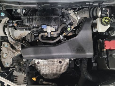 Used 2019 Nissan Rogue S image 30