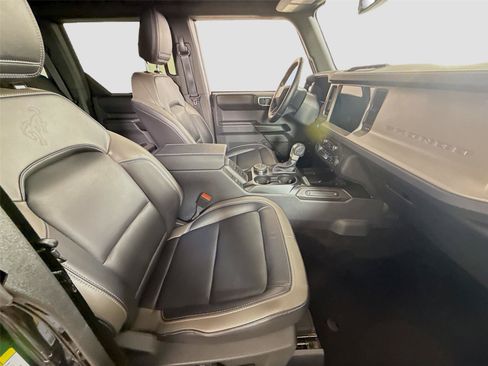 Used 2025 Ford Bronco Outer Banks AWD/4WD image 20