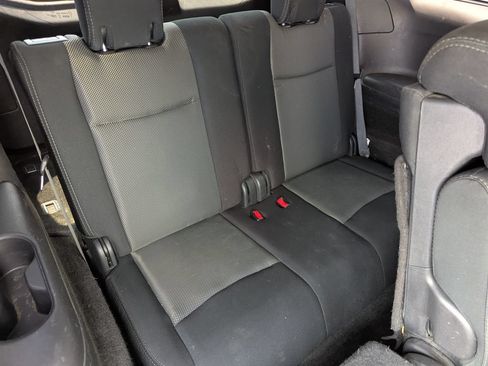 Used 2019 Nissan Pathfinder S FWD image 31
