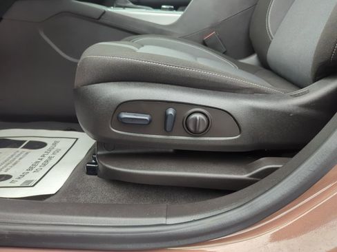 Certified 2024 Chevrolet Blazer LT w/ Convenience Package image 23