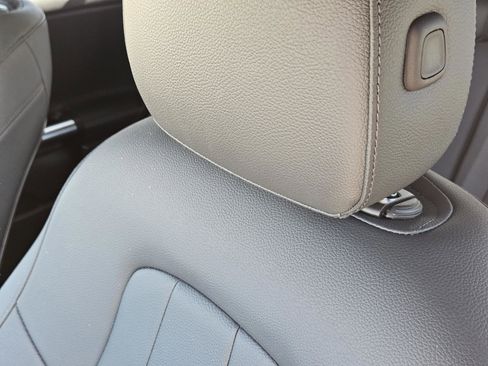 Used 2026 Mercedes-Benz GLA 250 250 image 8