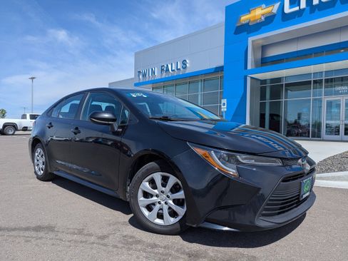 Used 2024 Toyota Corolla LE FWD image 1