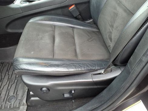 Used 2020 Jeep Grand Cherokee Altitude image 23