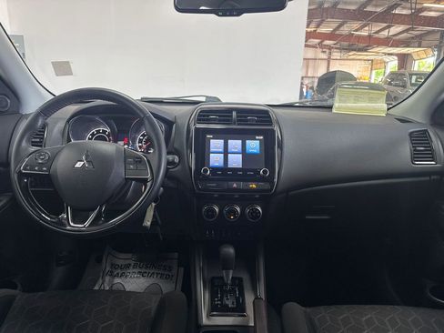 Used 2022 Mitsubishi Outlander Sport LE FWD image 18