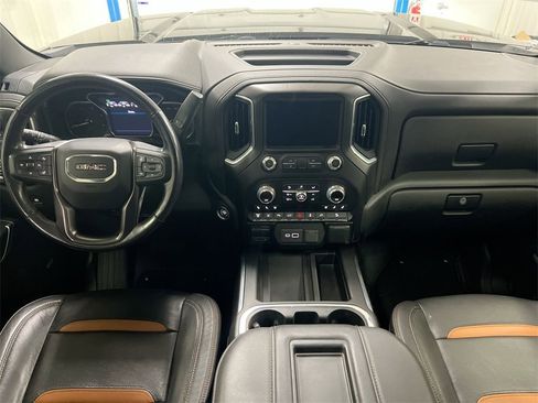 Used 2021 GMC Sierra 2500 AT4 w/ AT4 Premium Plus Package image 10