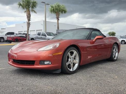 Used 2006 Chevrolet Corvette Convertible w/ Preferred Equipment Group RWD image 2