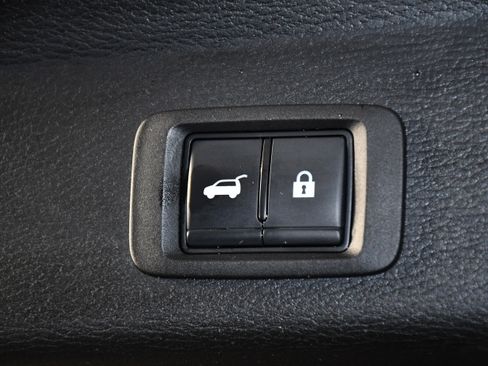 Used 2023 Mitsubishi Outlander SE AWD/4WD image 50