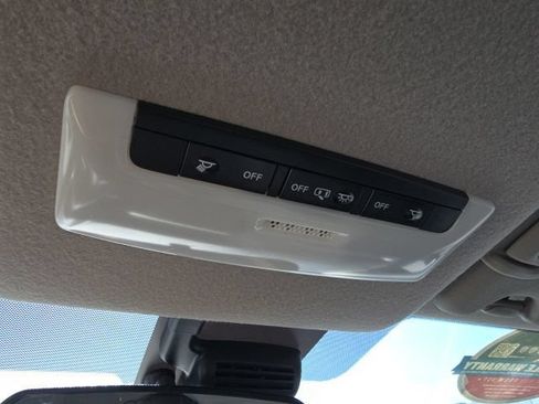 Used 2024 Nissan Versa S w/ Trunk Package FWD image 22