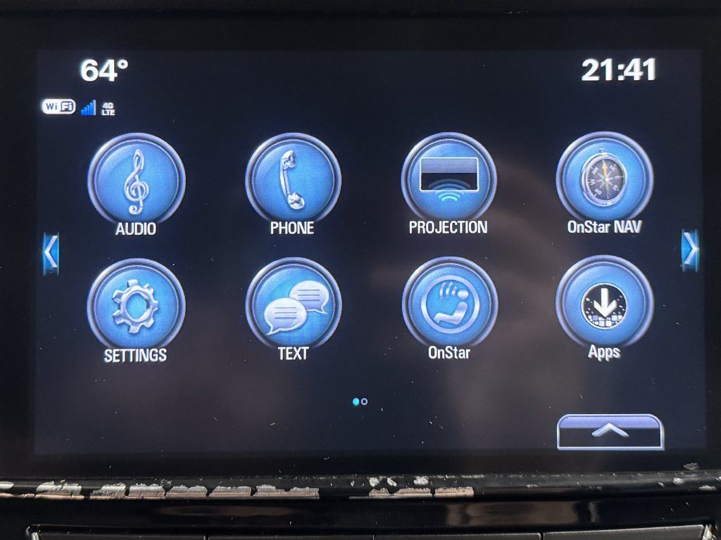 Used 2019 Buick Encore Essence FWD image 3