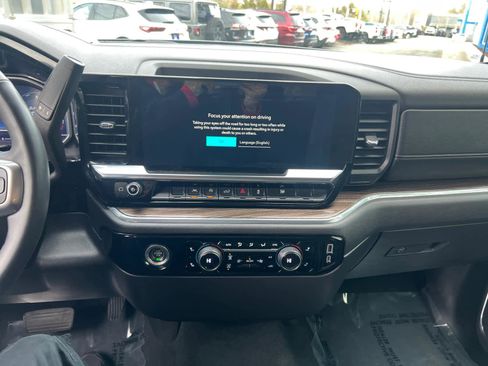 Certified 2024 Chevrolet Silverado 1500 LT image 25