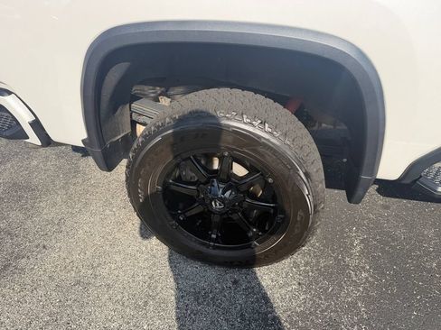Certified 2025 Chevrolet Silverado 2500 High Country w/ Technology Package AWD/4WD image 29