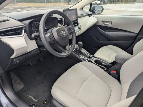 Certified 2021 Toyota Corolla LE image 25
