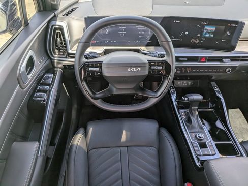 Certified 2026 Kia Sorento SX Prestige AWD/4WD image 17
