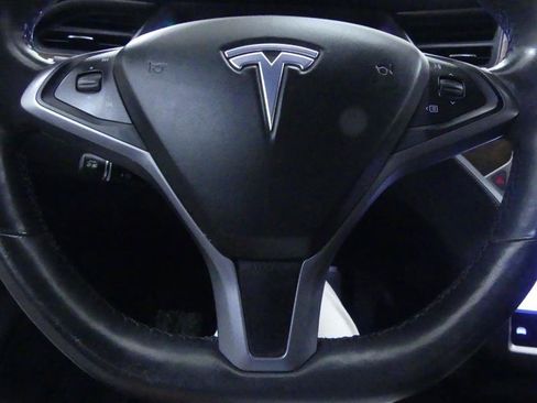 Used 2018 Tesla Model S 100D AWD/4WD image 15