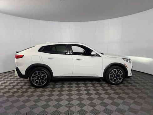 Used 2025 BMW X2 xDrive28i w/ Convenience Package AWD/4WD image 6