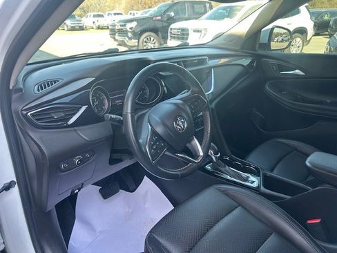 Used 2022 Buick Encore GX Essence FWD image 13
