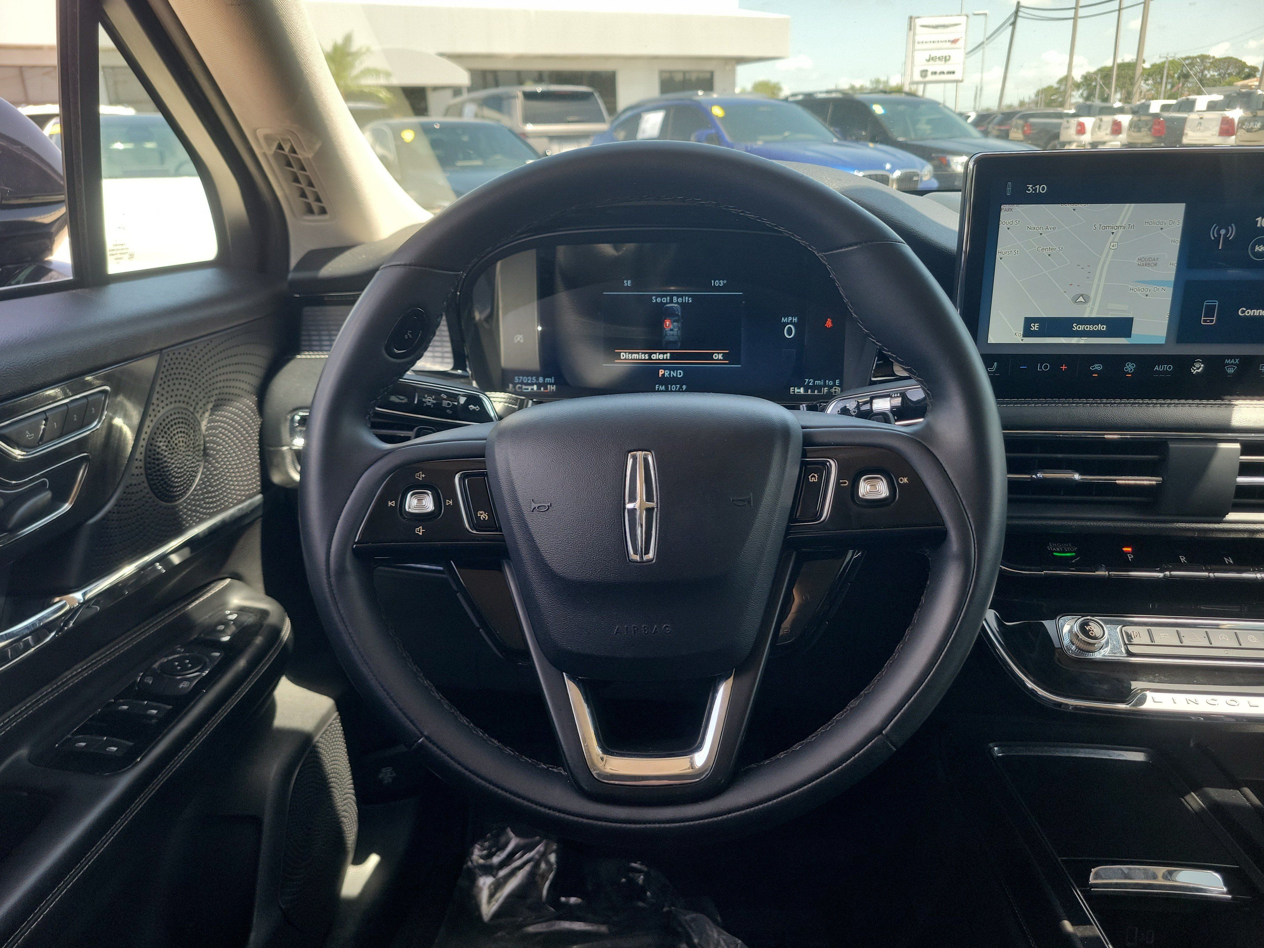 Used 2023 Lincoln Corsair AWD image 18