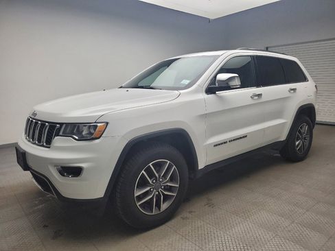 Used 2020 Jeep Grand Cherokee Limited AWD/4WD image 2