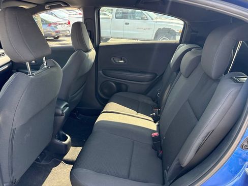 Used 2021 Honda HR-V Sport image 14