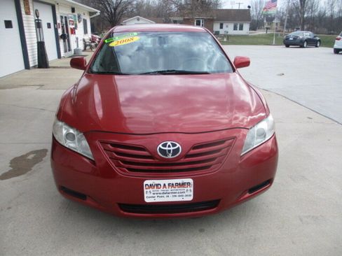 Used 2008 Toyota Camry LE image 3