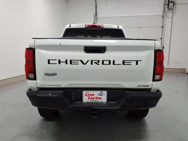Used 2024 Chevrolet Colorado ZR2 w/ ZR2 Convenience Package III AWD/4WD image 4