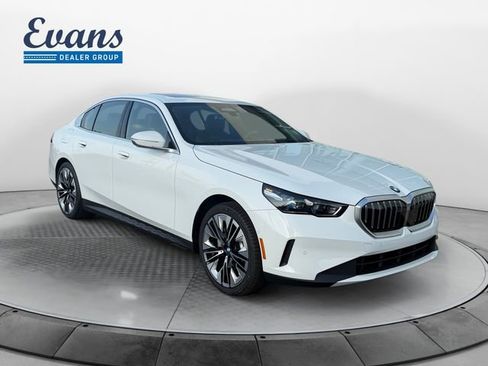 New 2026 BMW 530i xDrive AWD/4WD image 9
