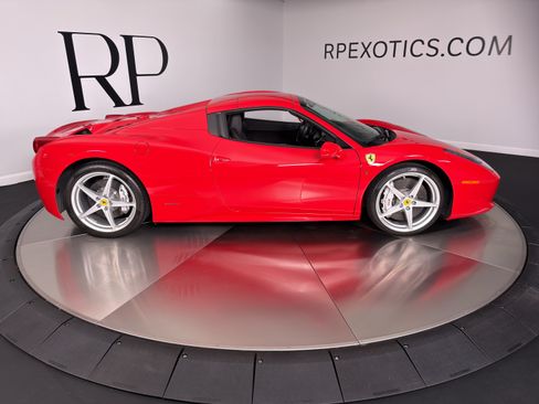 Used 2012 Ferrari 458 Spider RWD image 18